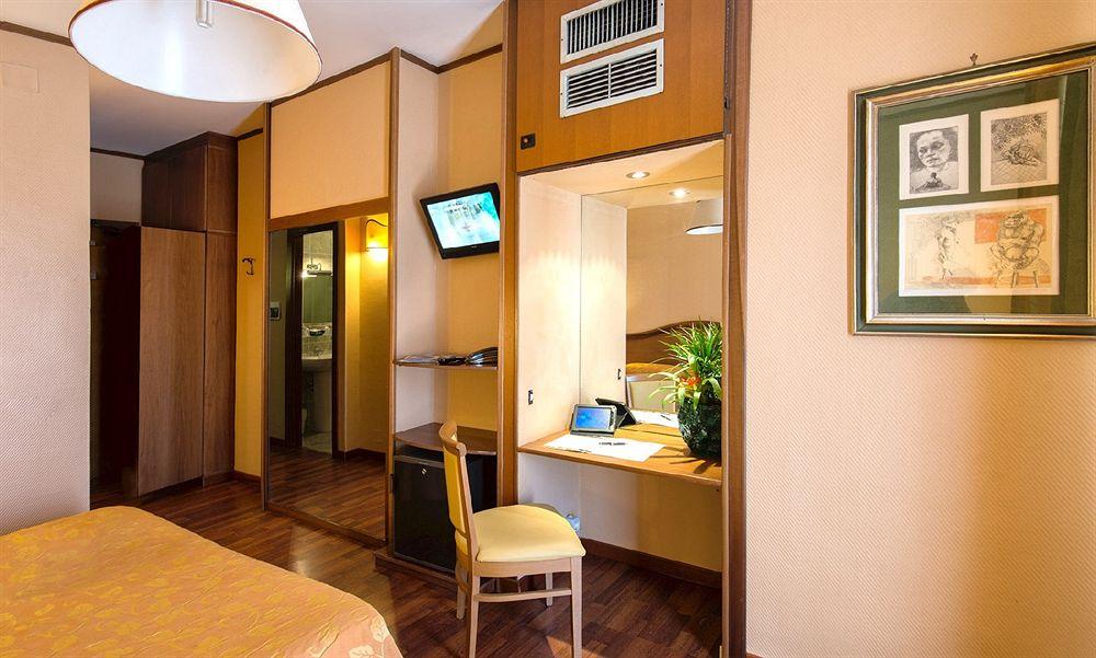 Park Hotel Blanc Et Noir 로마 외부 사진